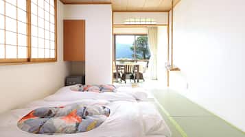 Room, Non Smoking | In-room safe, free WiFi, bed sheets