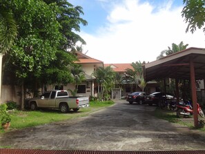 Exterior - Baan Somtawin (Mae Hong Son)