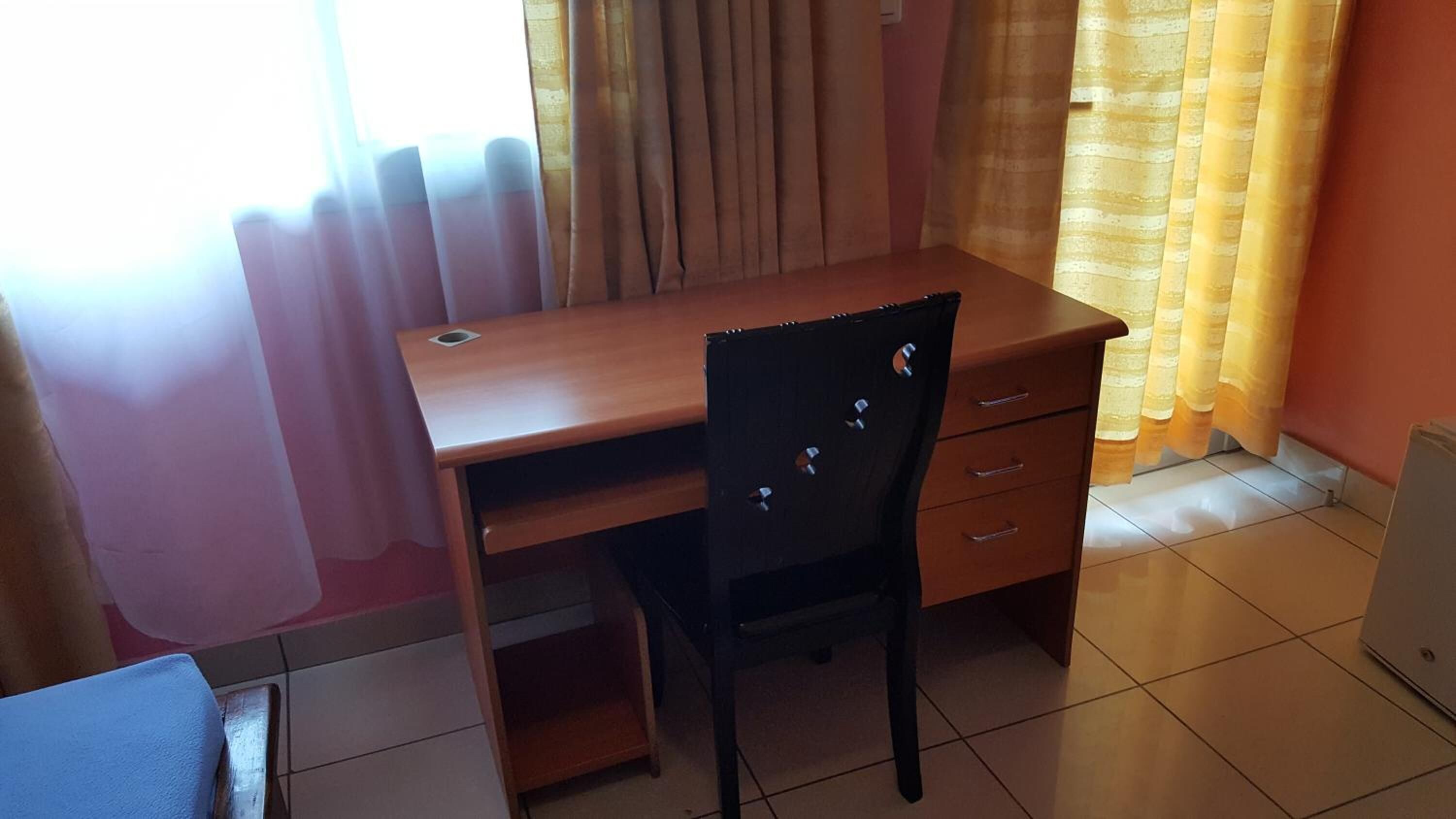 blackout curtains, soundproofing, free wifi