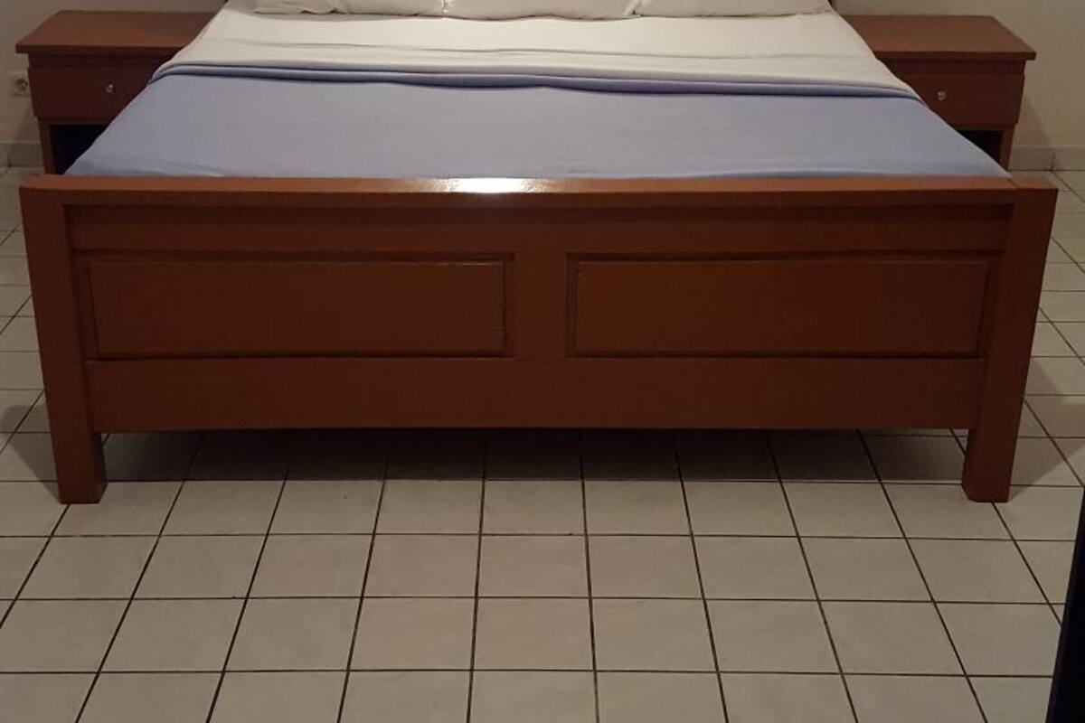 blackout curtains, soundproofing, free wifi