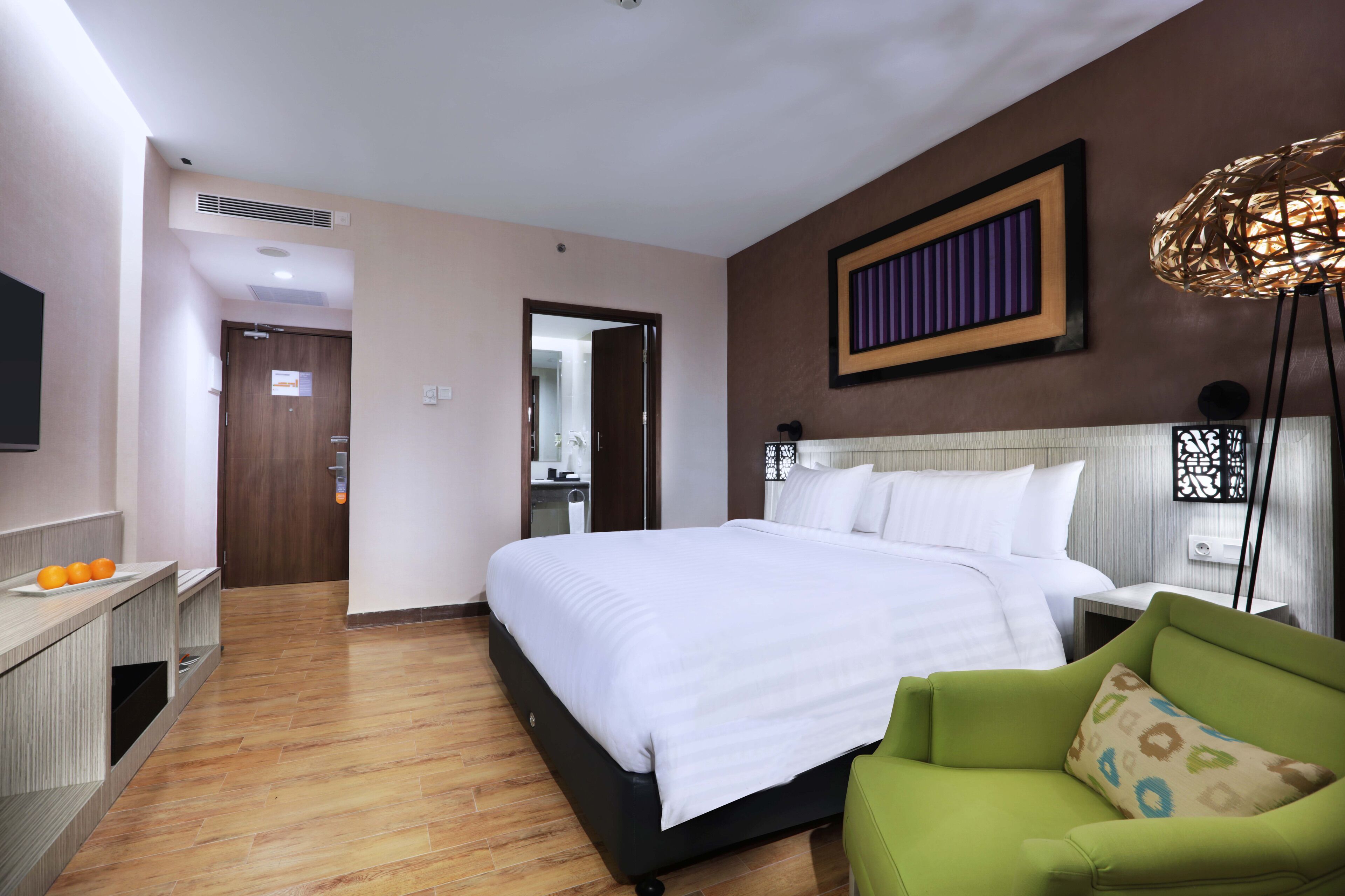 superior room, 1 king bed | minibar, in-room safe, soundproofing, rollaway beds