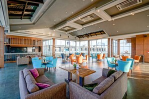 Rooftop bar - Aston Pasteur (Bandung)