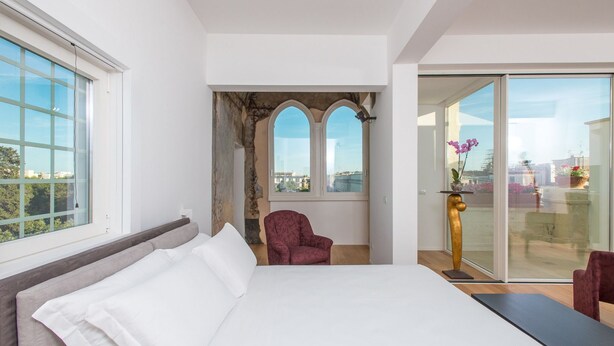 Deluxe Suite | Minibar, in-room safe, desk, blackout drapes - Le Bifore Charming House (Lecce)