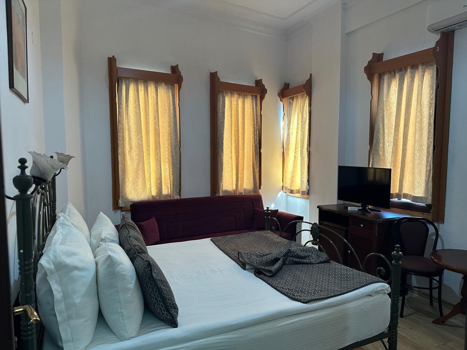 Superior Oda | Wi-Fi de cortesia, roupa de cama