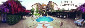 Outdoor banquet area - Hotel Karyatit Kaleiçi (Antalya)