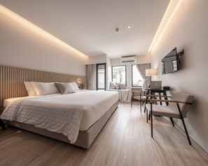 Escape (Building B) | 房內夾萬、手提電腦工作空間、遮光窗簾/窗簾、Wi-Fi