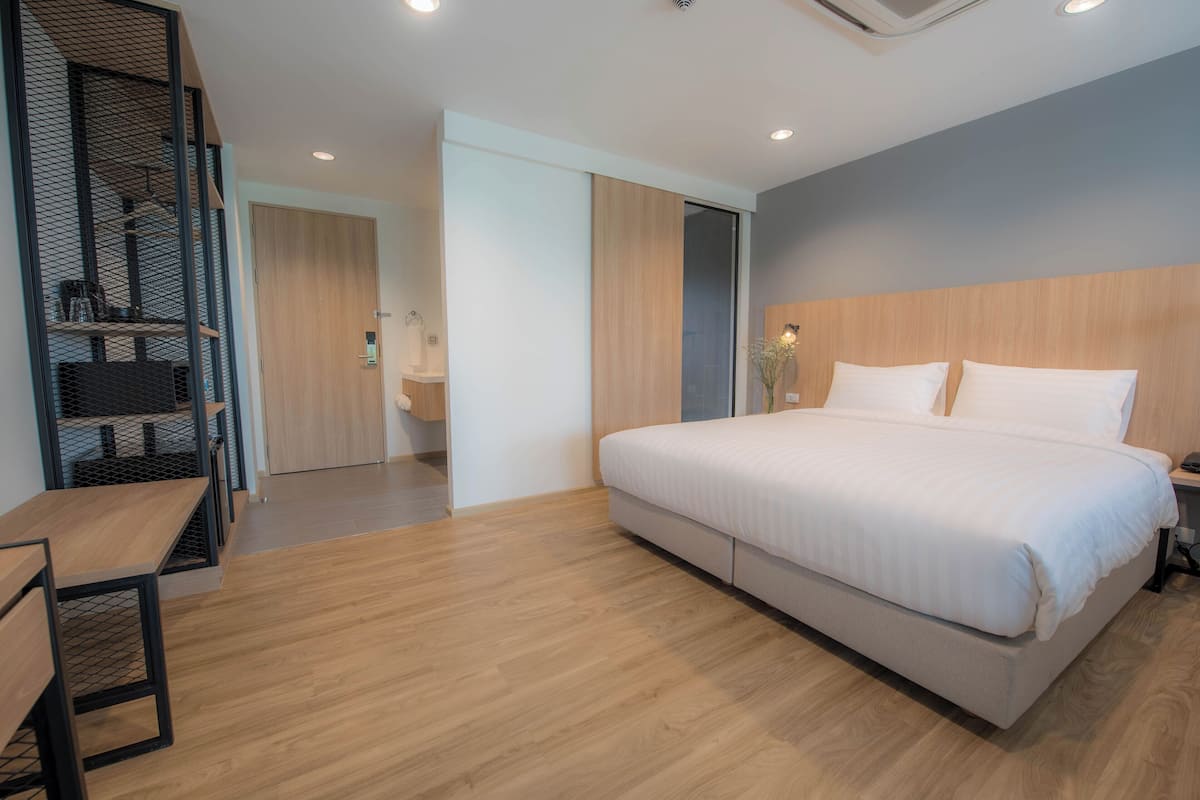 Standard Room (Building A) | In-room safe, laptop workspace, blackout drapes, WiFi