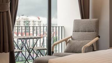 Balcony Room (Building A) | In-room safe, laptop workspace, blackout drapes, WiFi