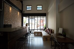 Siddeområde i lobbyen