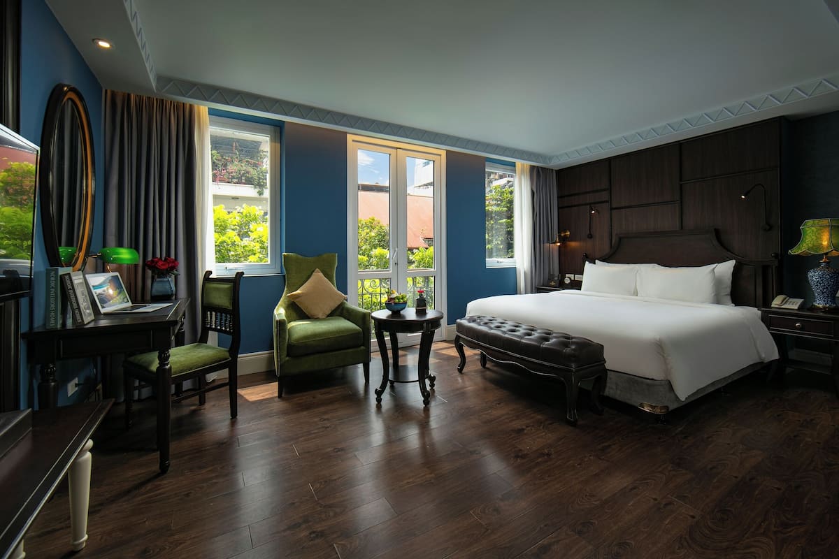 Premium bedding, down duvets, memory-foam beds, minibar