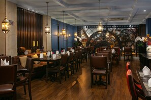 International cuisine - O'Gallery Premier Hotel & Spa (Hanoi)