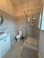 Quarto solteiro standard, suíte | Banheiro