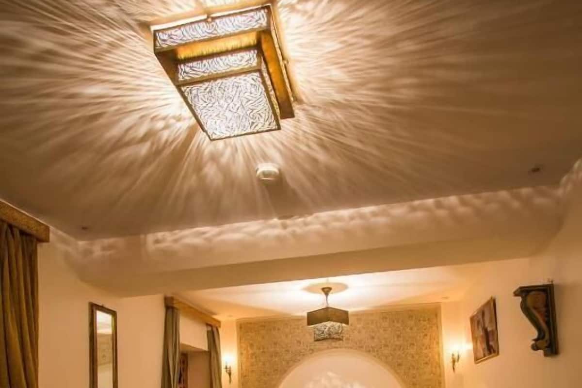 Deluxe Room | WiFi (free), bed sheets