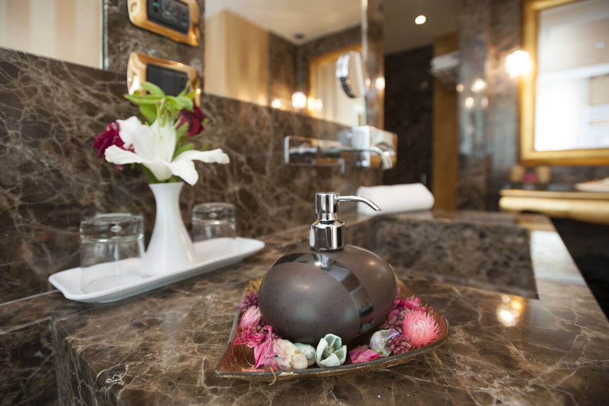 free toiletries, hair dryer, slippers, bidet