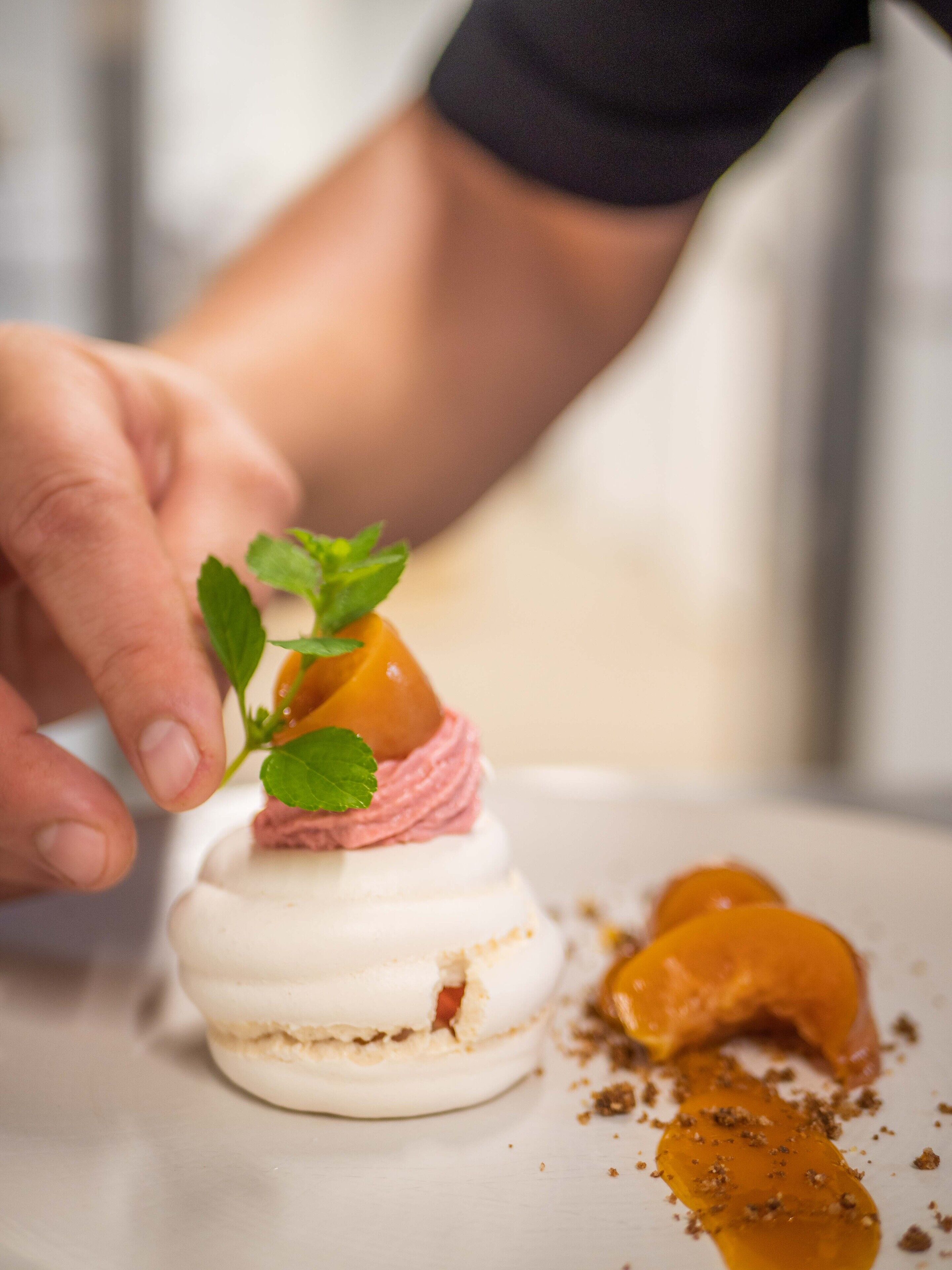 lunch and dinner served, french cuisine