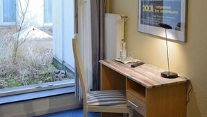 Ảnh chưa phân loại, 5 trong số 28 ảnh, nút