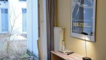 Decoración personalizada, muebles diferentes y escritorio