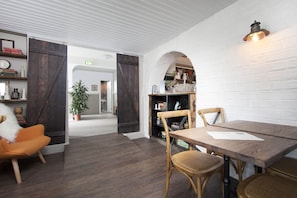 Dining - SKYR Guesthouse (Hveragerdi)