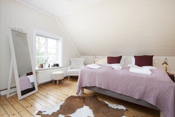 Rideaux occultants, chambres insonorisées, Wi-Fi gratuit, draps fournis