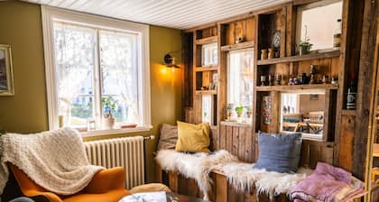 SKYR Guesthouse