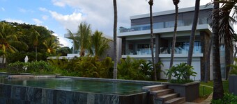 Rive Bleue Luxury Apartments