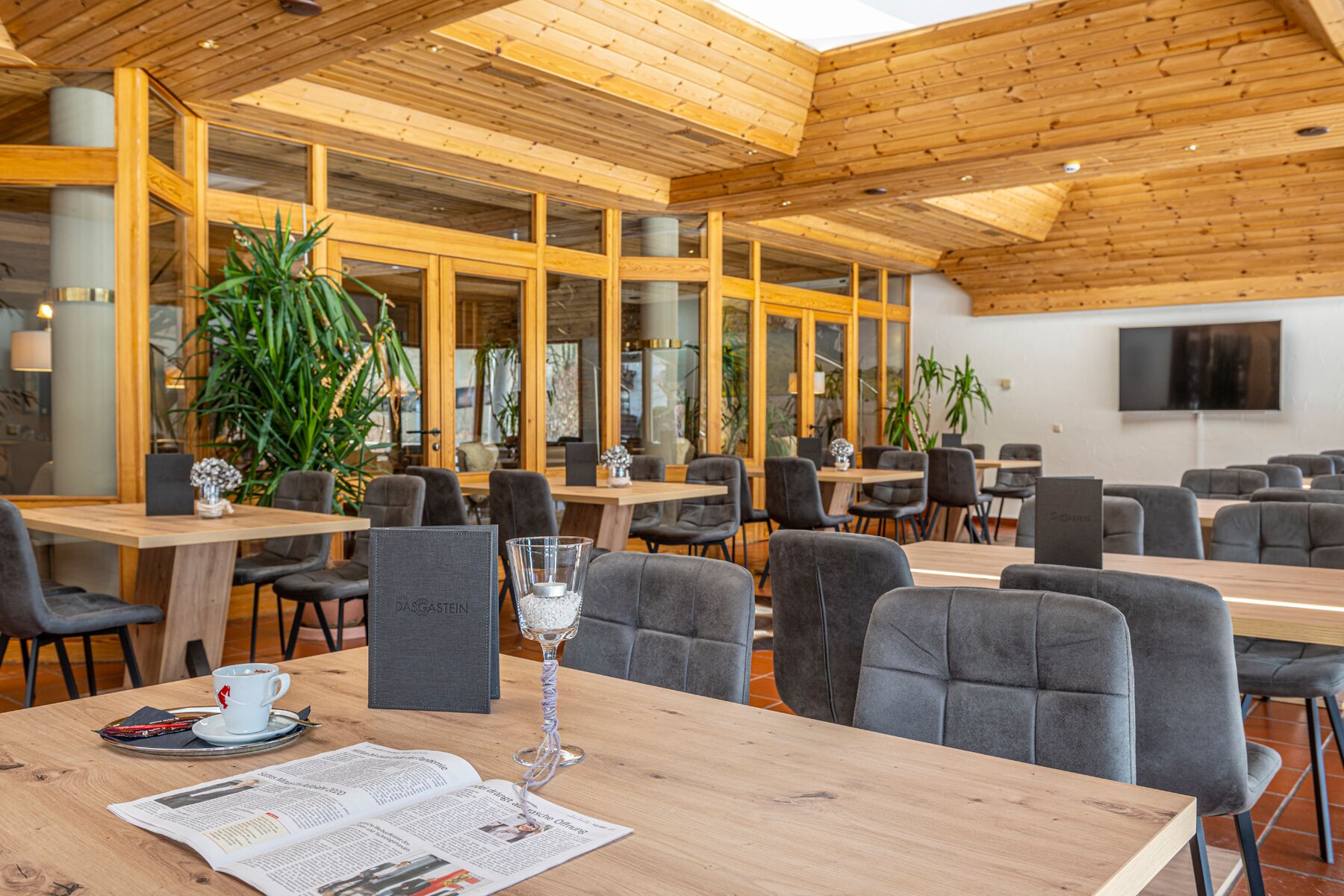 breakfast and dinner served, regional cuisine