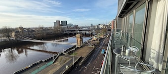 Clyde Waterfront Apartments