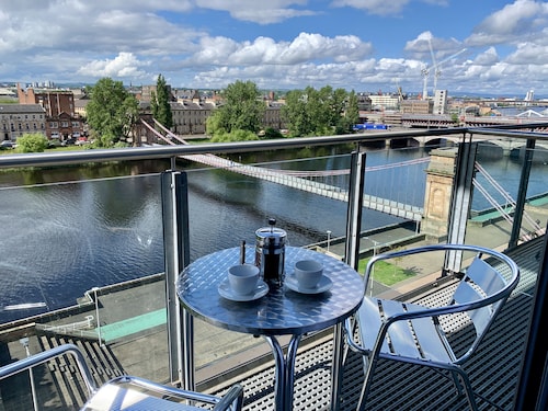 Clyde Waterfront Apartments