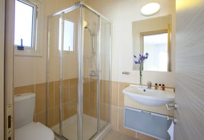 Bathroom - Protaras Villa Athina 8 (Paralimni)