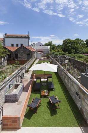 Appartamento Deluxe, 2 camere da letto, terrazzo, vista giardino | Vista dalla camera