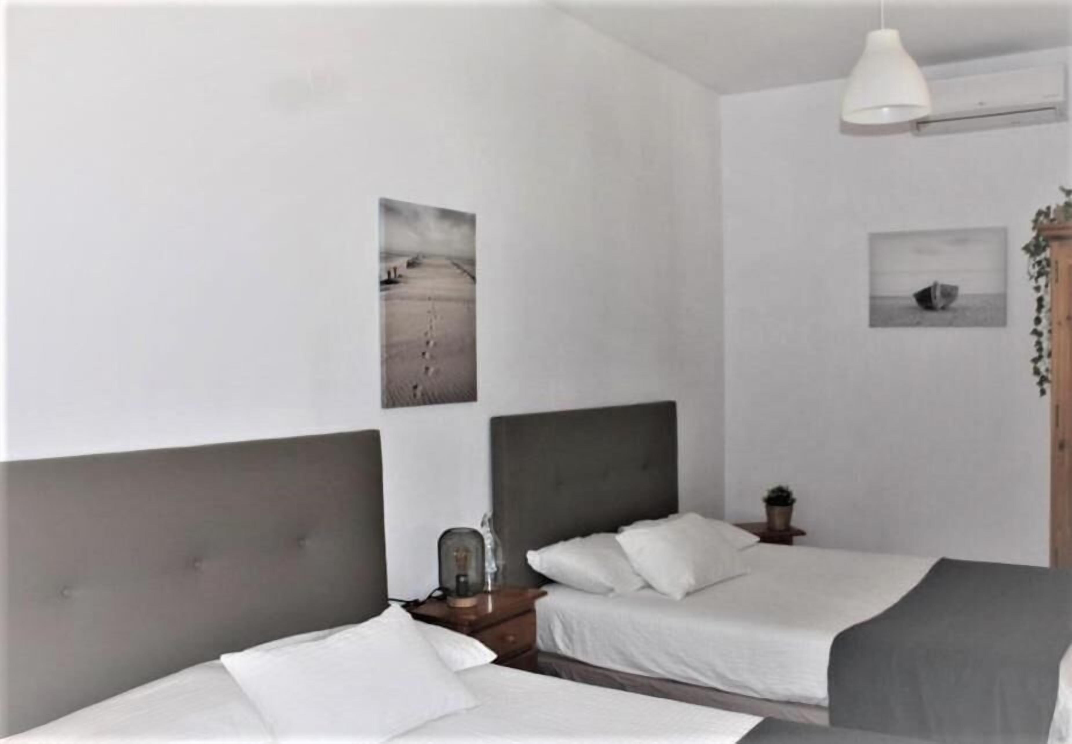 1 bedroom, egyptian cotton sheets, premium bedding, down duvets