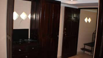 River view Double with Balcony 7 | 客房内保险箱、免费 WiFi、床单