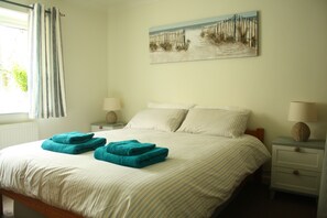 Cottage, 3 slaapkamers | 3 slaapkamers, een kluis op de kamer, een strijkplank/strijkijzer