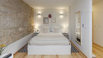 Standard Studio, City View | Premium bedding, soundproofing, iron/ironing board, rollaway beds