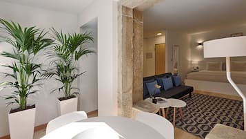 Standard Studio | In-room dining