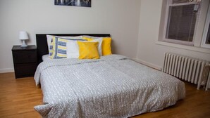 City Apartment, 2 Bedrooms | 2 bedrooms, iron/ironing board