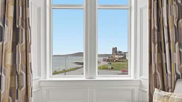 Comfort Double Room, Private Bathroom, Sea View | Free WiFi, bed sheets