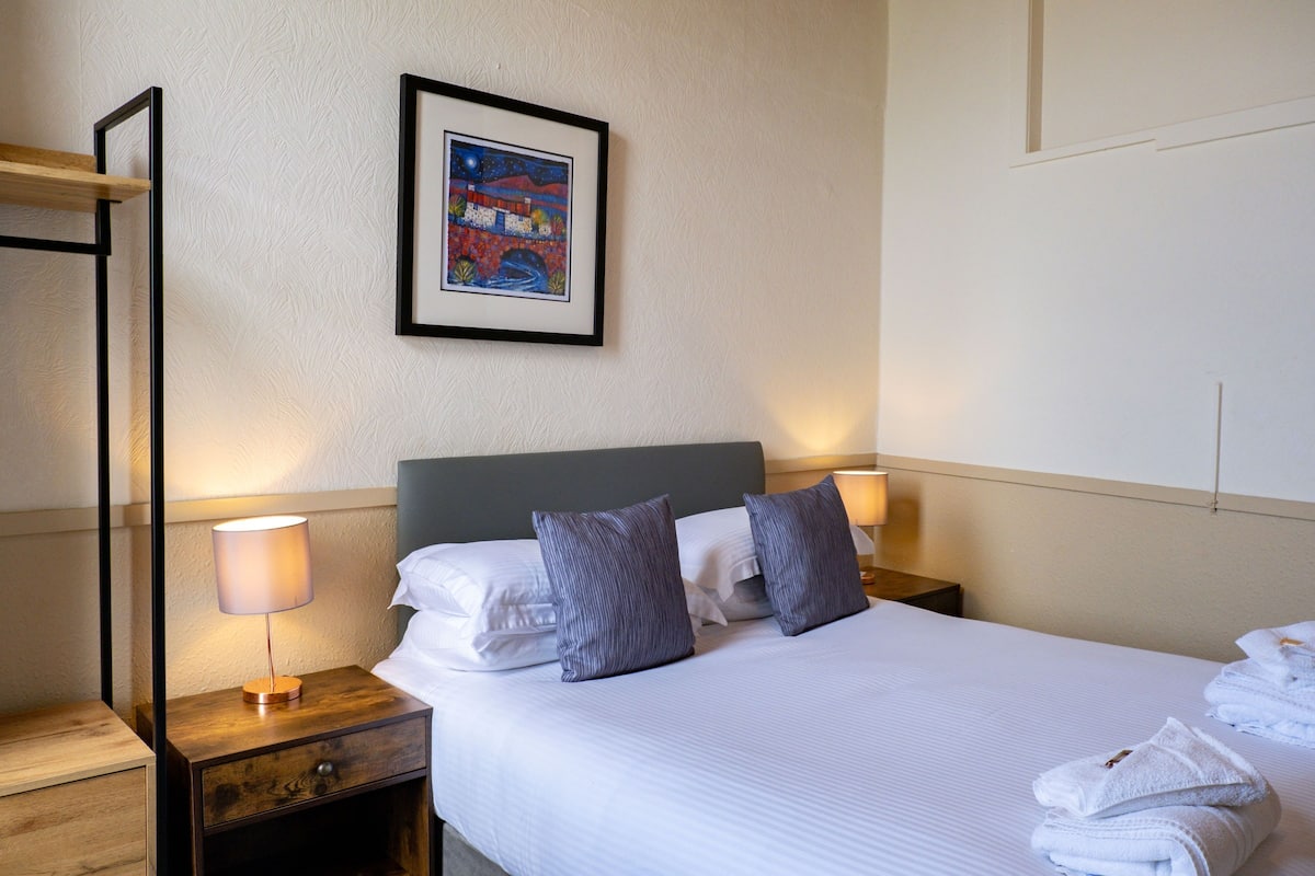 Wifi gratis y ropa de cama