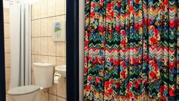 Shower, towels