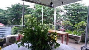 Terrace/patio - Casa Vanda Guesthouse (South Tangerang)