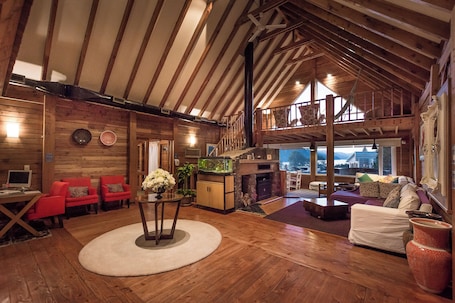 Smart TV 32 pulgadas con canales de televisión por cable, libros