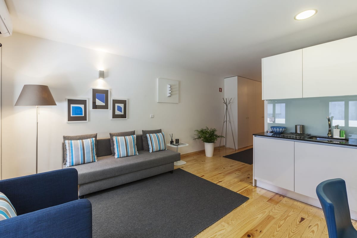 Deluxe studio, balkon | 1 slaapkamer, luxe beddengoed, geluiddichte muren
