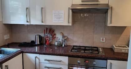 Mayville House Apartment