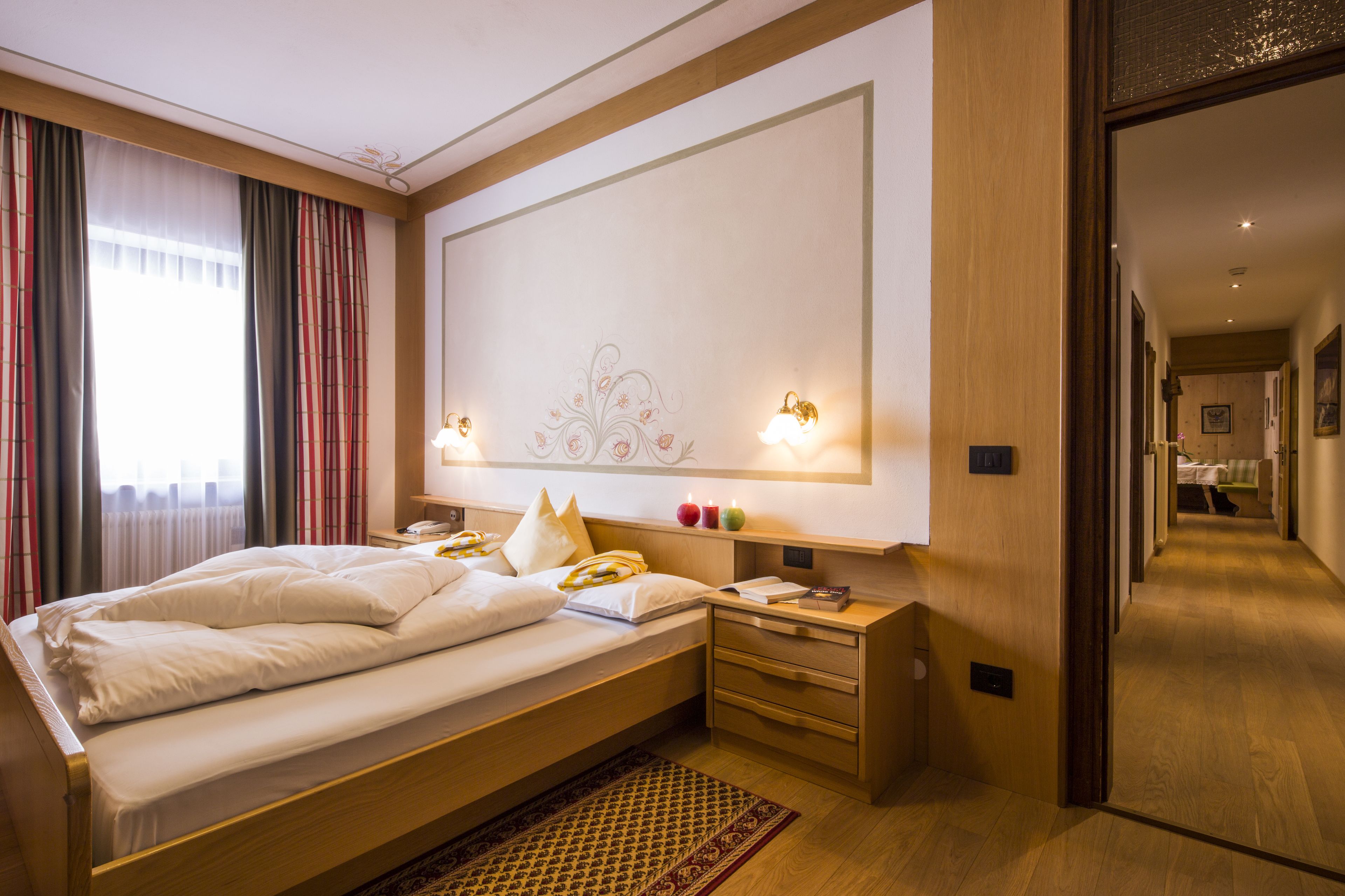 suite, 2 bedrooms (up to 6 people) | premium bedding, down duvets, minibar, in-room safe