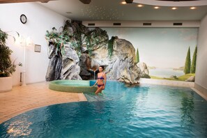 Parihoitohuone(ita), sauna, poreallas, höyrysauna, turkkilainen sauna