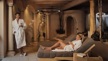 Couples treatment rooms, sauna, hot tub, steam room, Turkish bath
