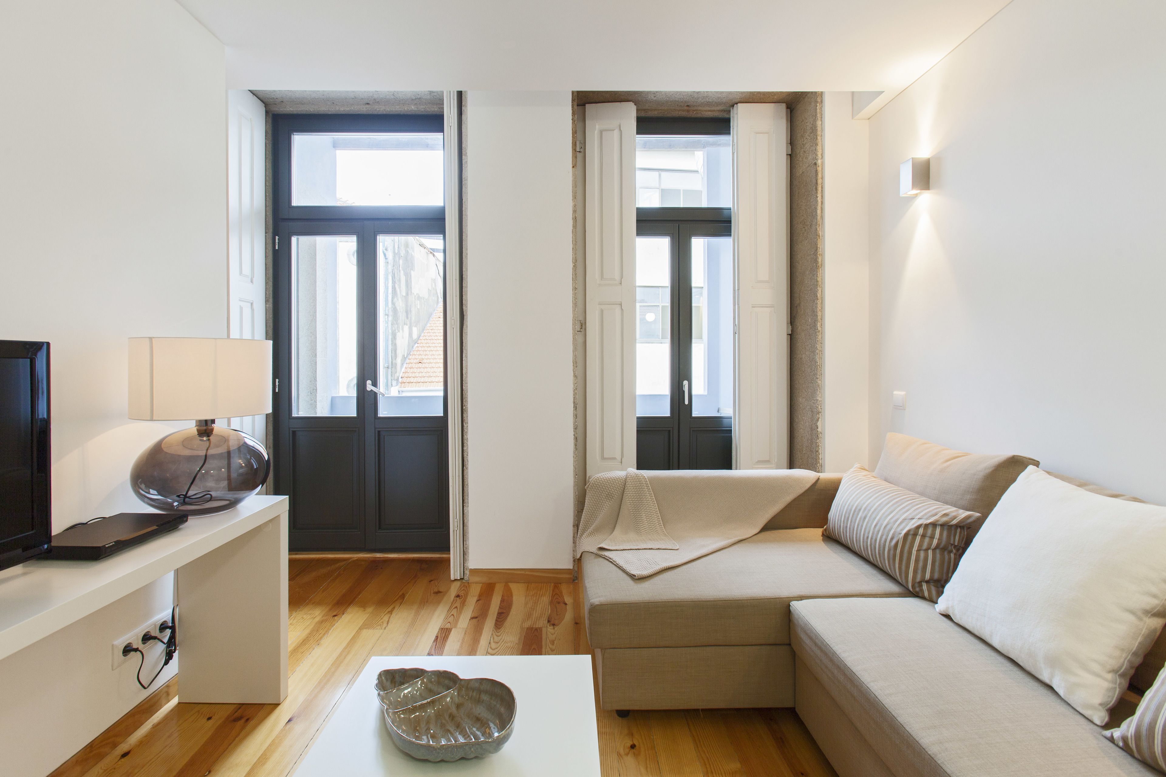 高级公寓, 1 间卧室, 阳台 | 客厅 | 平板电视、DVD 播放器、收费电影