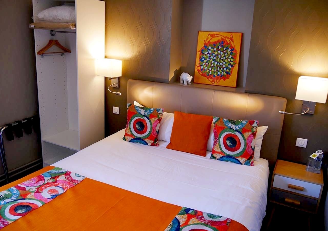 superior double room | desk, soundproofing, iron/ironing board, free wifi