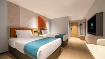 Desk, blackout drapes, free WiFi, bed sheets