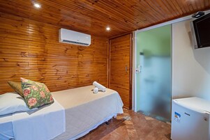 Quarto premium, 1 quarto (Master Beira Rio) | Wi-Fi de cortesia, roupa de cama